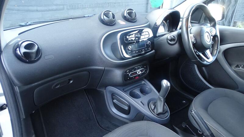 SMART FORFOUR