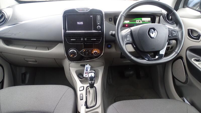 RENAULT ZOE