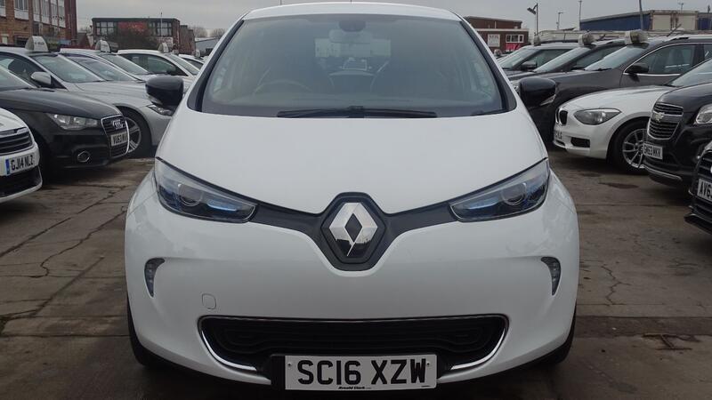 RENAULT ZOE