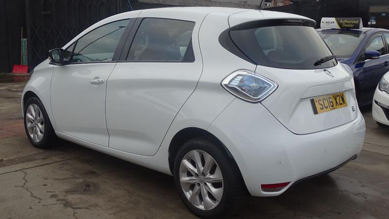 RENAULT ZOE