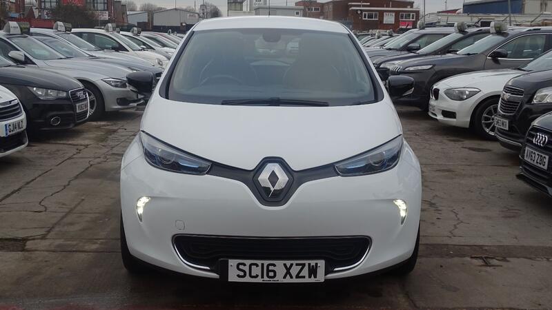 RENAULT ZOE