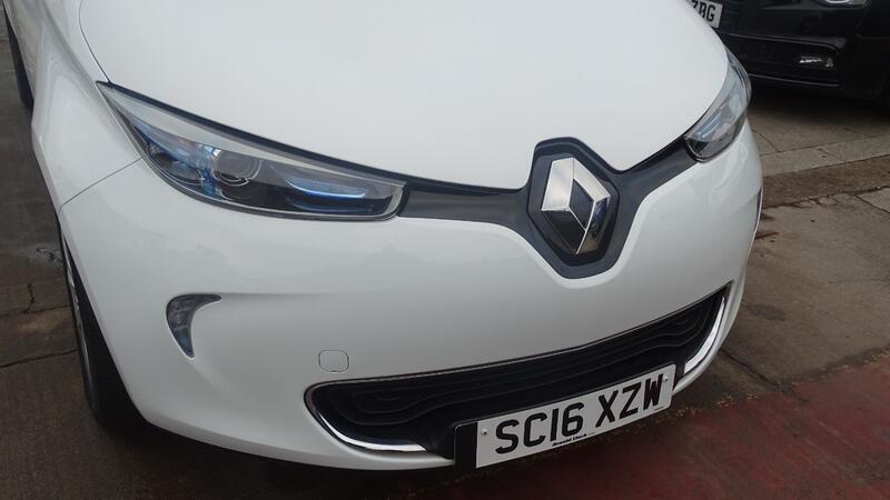 RENAULT ZOE