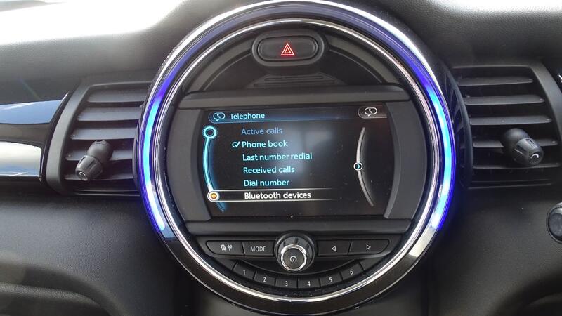 MINI HATCH
