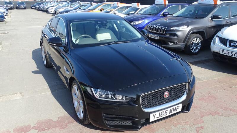 JAGUAR XE