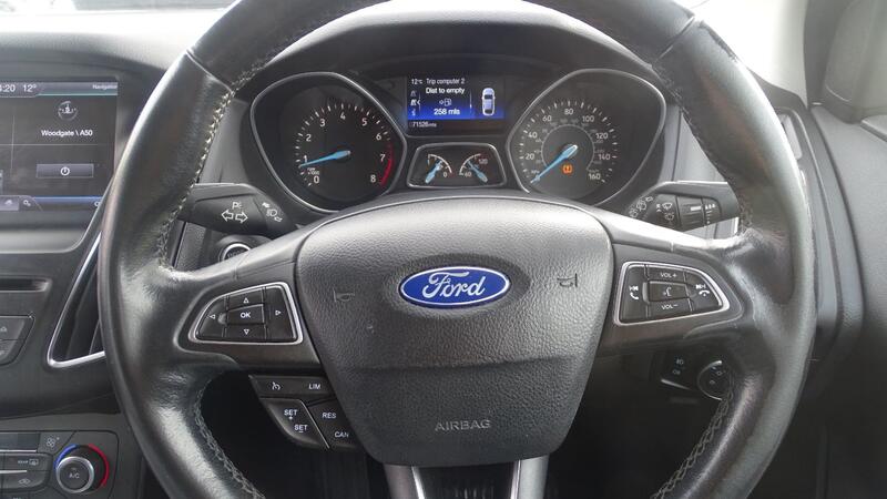 FORD FOCUS