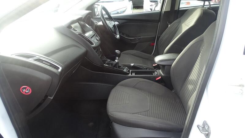 FORD FOCUS