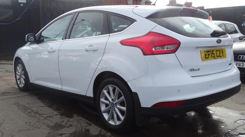 FORD FOCUS