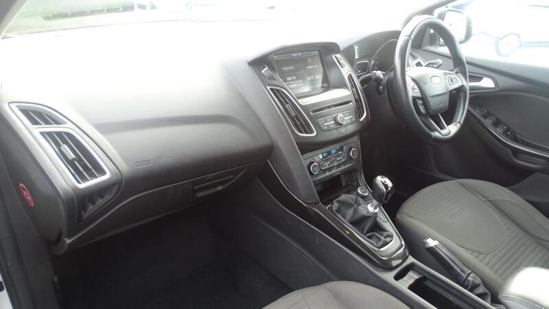 FORD FOCUS